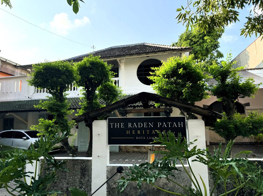 Fasad bangunan